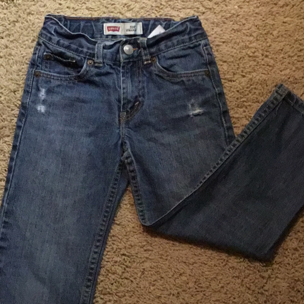 Boys size 6 Reg Levi’s 514 Straight Leg jeans